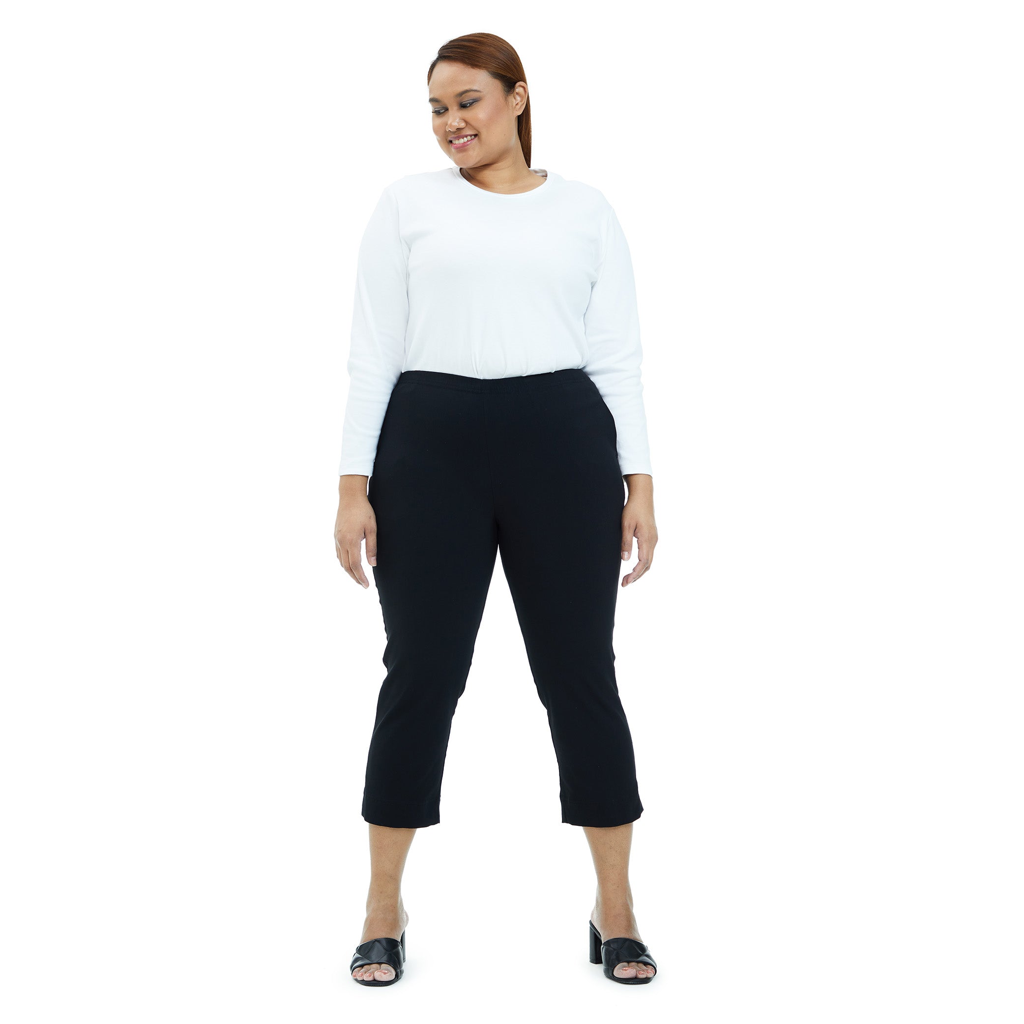 (NEW) Signature Ultra-Stretch Cropped Pants
